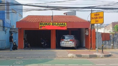 Ruko / Tempat Usaha Strategis Pinggir Jalan Besar Dekat Ragunan, Jakarta Selatan