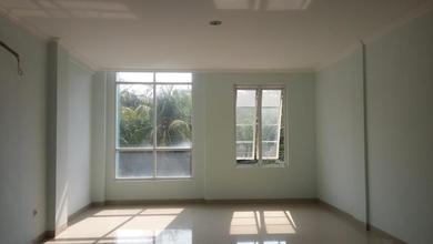 Sewa Ruko 3 Lantai Siap Pakai di Villa Melati Mas, Tangerang Selatan