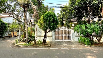 Dijual rumah Eksklusif di Pulomas, Jakarta Timur - LT 465m²