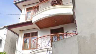 Dijual Kos 3 Lantai ada 53 + 4 kamar Di Margonda Raya Depok