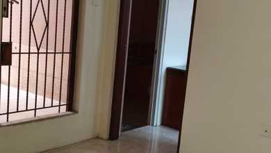 Rumah Dijual di Tangerang, Tangerang, LB 160m², Harga Terbaik!