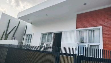 Properti Siap Pakai di Kawasan Duren Sawit, Jakarta Timur, LT 101m²