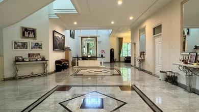 Rumah Mewah di Menteng, Jakarta Pusat, 8 Kamar Tidur, LT 873m²