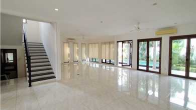 Rumah Area Premium Kemang, Jakarta Selatan - Harga Menarik 28 Miliar