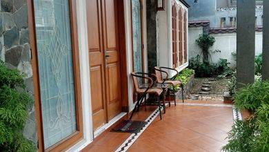 Rumah Sederhana di Menteng Atas, Jakarta Pusat, LT 368 m2