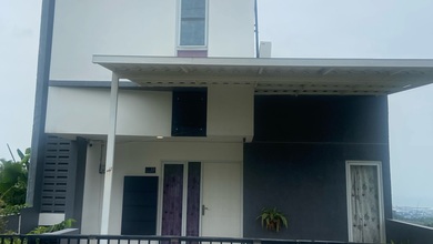 Kesempatan Rumah di Ngaliyan, Semarang, LB 80m², Harga 1,2 Miliar
