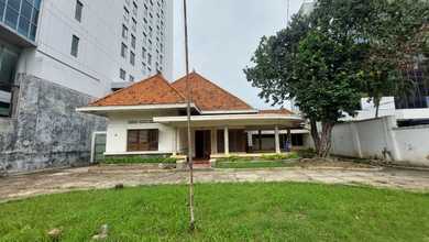 Hunian Mewah di Semarang Tengah, Semarang, 6 KT, LT 1240m²