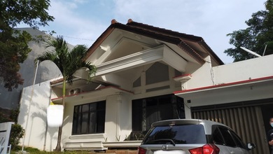 Rumah Modern Luas 435 Jual area Gajah Mungkur, Semarang