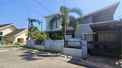 Rumah Prestisius di Kawasan Tembalang, Semarang, LB 250m², Harga 3,85 Miliar