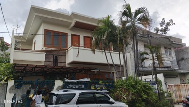 For Sale rumah Mewah di Pulomas, Jakarta Timur - LT 240m²