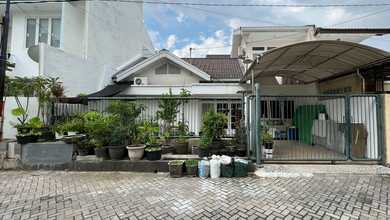 Rumah Elit LT 165 m2, area Sukolilo, Surabaya