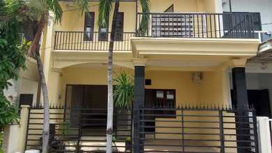 Rumah Sewa Murah Lokasi Pakuwon City, Surabaya, LB 140m²