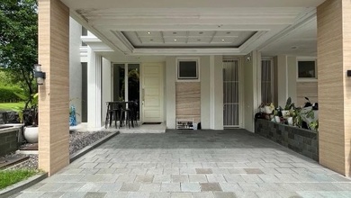 Rumah Area Luxury Pakuwon City, Surabaya - Harga Menarik 4,5 Miliar