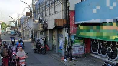 Disewakan  Ruko 3 Lantai Super Strategis Tepat Depan Pasar Ciputat Tangerang 