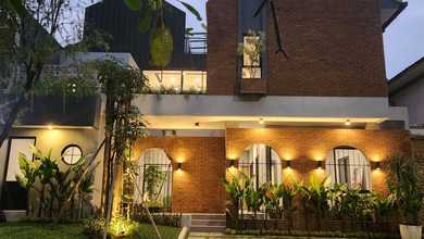 Hunian Mewah di Kawasan Serpong, Tangerang Selatan, LB 400m², Harga 7,05 Miliar
