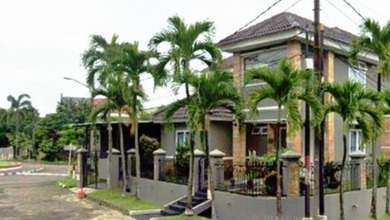 Hunian Mewah di Sektor 9-Bintaro, Tangerang Selatan, 5 KT, LT 270m²