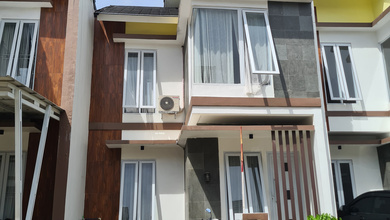 Dijual Rumah Strategis di Bintaro, Tangerang Selatan - LT 76m²