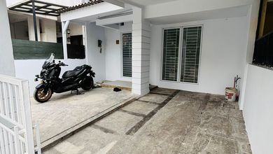 Rumah Sewa Nyaman Lokasi Metland Puri, Jakarta Barat, LB 90m²