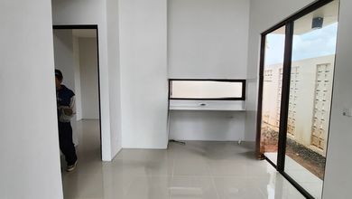 Jual Rumah Nyaman di Cisauk, Tangerang - LT 108m²