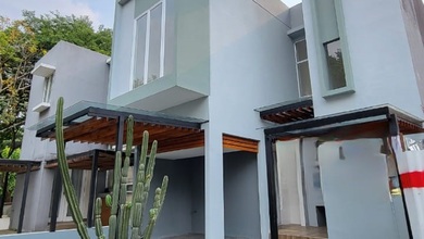 For Sale rumah Premium di Bintaro, Tangerang Selatan - LT 97m²