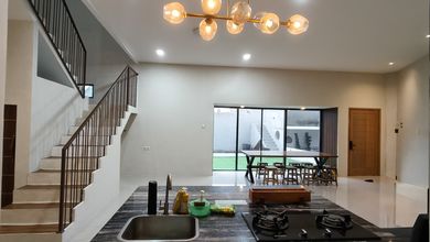 Rumah Dijual di Ciputat, Tangerang Selatan, LB 184m², Harga Terbaik!