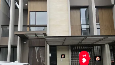 Hunian Elite di Kawasan Cisauk, Tangerang, LB 190m², Harga 3,8 Miliar