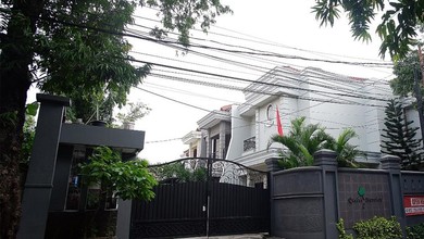 Rumah Mewah di Lebak Bulus, Jakarta Selatan, 3 KT, LT 362m²