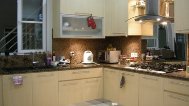 Rumah Sewa Nyaman Lokasi Jatinegara, Jakarta Timur, LB 250m²