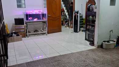 Rumah Dijual di Kemayoran, Jakarta Pusat, LB 130m², Harga Kompetitif!