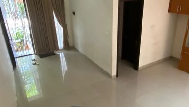 Dikontrakkan Rumah Terjangkau di Jakarta Garden City, Jakarta Timur, LT 90m²
