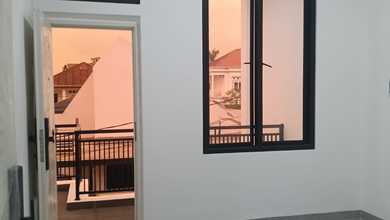 Jual Rumah Nyaman di Harapan Indah, Bekasi - LT 97m²