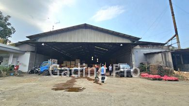 Gudang + Usaha Oven Kayu (masih beroperasi) Bagus Cakung, Jakarta Timur