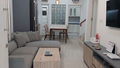 Hunian Mewah di Green Lake City, Jakarta Barat, 4 Kamar Tidur, LT 90m²