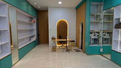 Rumah Elite di Kawasan Mangga Besar, Jakarta Barat, LB 360m², Harga 3,3 Miliar