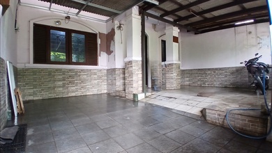 Rumah Sewa Nyaman Lokasi Graha Raya, Tangerang Selatan, LB 70m²