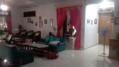 Hunian Elegan di Petukangan, Jakarta Selatan, 7 KT, LT 650m²