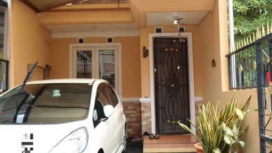 Kesempatan Rumah di Karang Tengah, Tangerang, LB 65m², Harga 1,35 Miliar