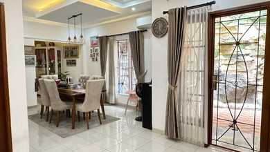 Kesempatan Langka, rumah Prestisius di Cibubur, Depok, LB 300m²