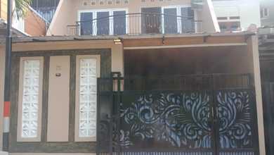 Rumah Dijual di Penggilingan, Jakarta Timur, LB 180m², Harga Kompetitif!