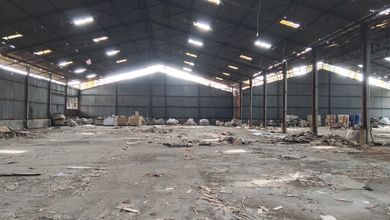 Disewakan Gudang Di Jalan Sultan Agung Pondok Unggu Bekasi Gudang di Naga Swalayan Pondok Ungu, Jl. Sultan Agung, Medan Satria, Medan Satria, Kota Bekasi, Jawa Barat, Indonesia, 17132, Medan Satria 10000.0 m² Unfurnished HGB