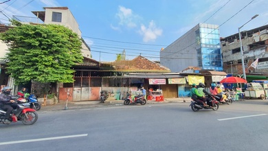 Rumah Elite di Kawasan Senen, Jakarta Pusat, LB 446m², Harga 11 Miliar