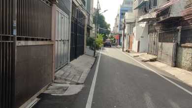 Rumah Elite di Kawasan Pademangan, Jakarta Utara, LB 300m², Harga 3,8 Miliar