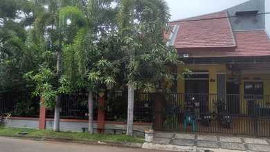 Rumah Siap Pakai di Kawasan Harapan Indah, Bekasi, LT 240m²