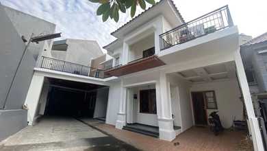 For Sale rumah Eksklusif di Cibubur, Depok - LT 266m²