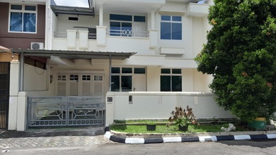 Rumah Siap Pakai di Area Modernland, Tangerang, LT 180m²
