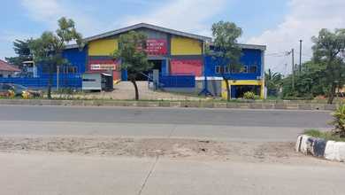 Dijual Murah Gudang Ex Bengkel Di Jalan Raya Karawang Gudang di Karawang Barat