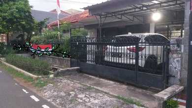 Rumah Elegan di Cempaka Putih, Jakarta Pusat, 4 Kamar Tidur, LT 400m²