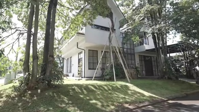 Rumah Area Premium Gading Serpong, Tangerang - Harga Menarik 10,5 Miliar