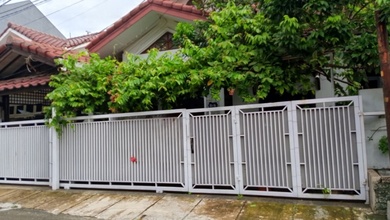 Hunian Elegan di Taman Galaxy, Bekasi, 3 KT, LT 190m²