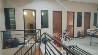 Dijual Rumah Kost2an 3Lantai di Tanjung Duren